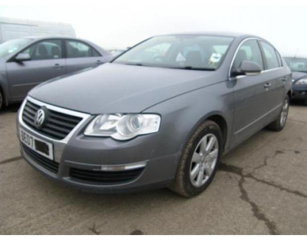 vindem aripa stanga fata vw passat 2.0 tdi