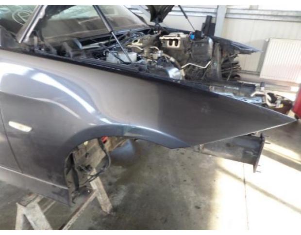 aripa dreapta fata bmw e91 320 2.0d 163cp 204d4