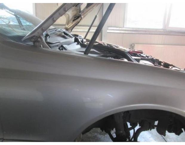 aripa dreapta fata mercedes c 320