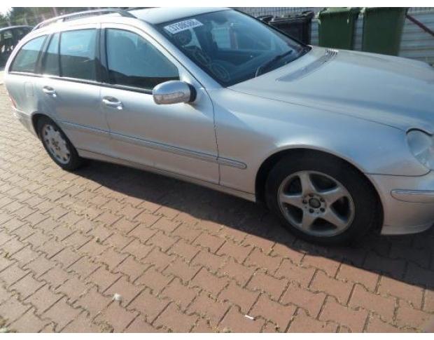 aripa dreapta spate mercedes c 203 270 cdi combi