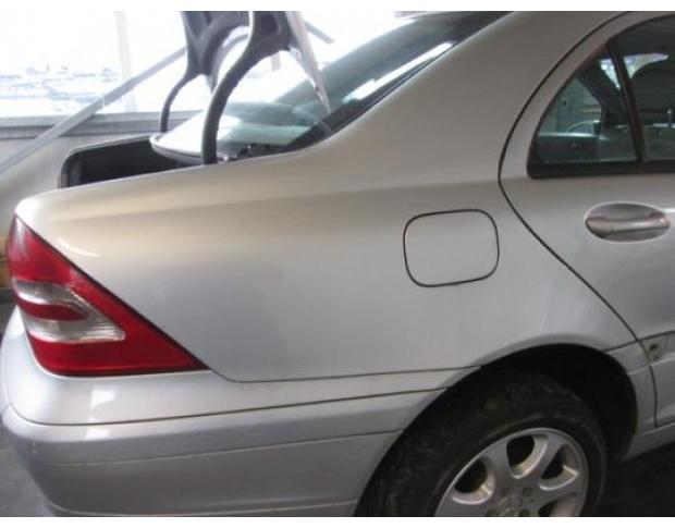 aripa dreapta spate mercedes c 220 cdi w203