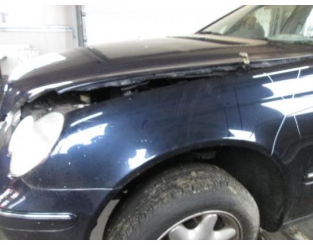 aripa stanga fata mercedes c 180 w203