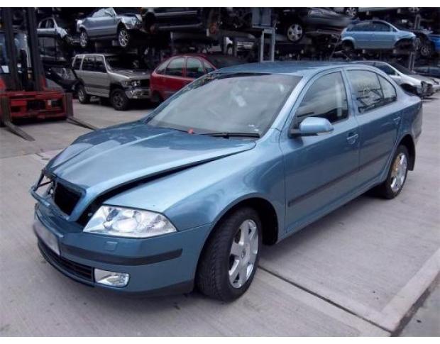 aripa stanga fata skoda octavia 2 (1z3) 2004/02-2013