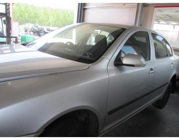 aripa stanga fata skoda octavia 2 2.0tdi bkd