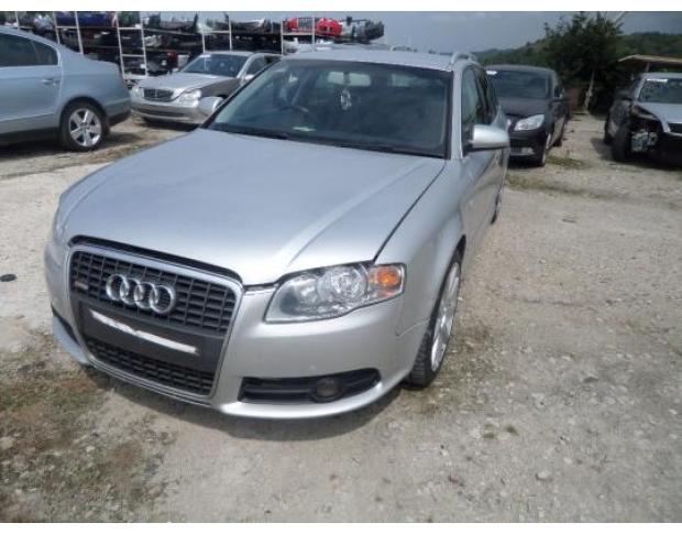 aripa stanga spate audi a4 2.0tdi s-line combi