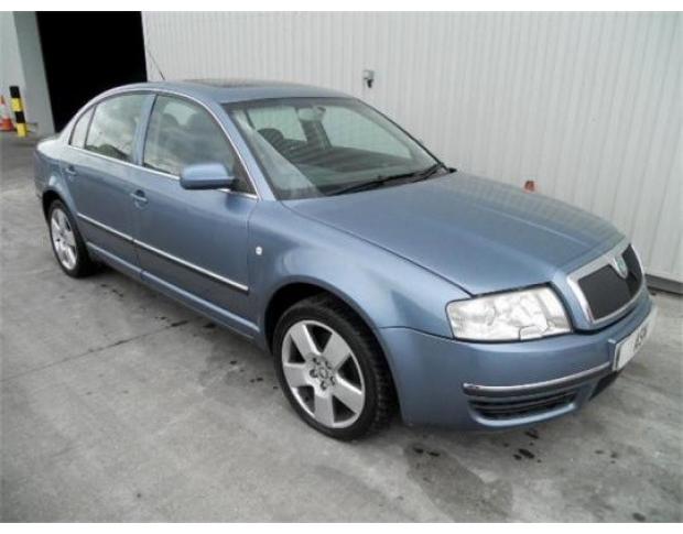 aripa stanga fata skoda superb (3u4) 2002/02 - 2008/03
