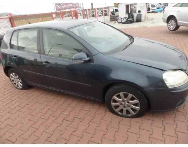 aripa stanga spate vw golf 5 1.9tdi bxe