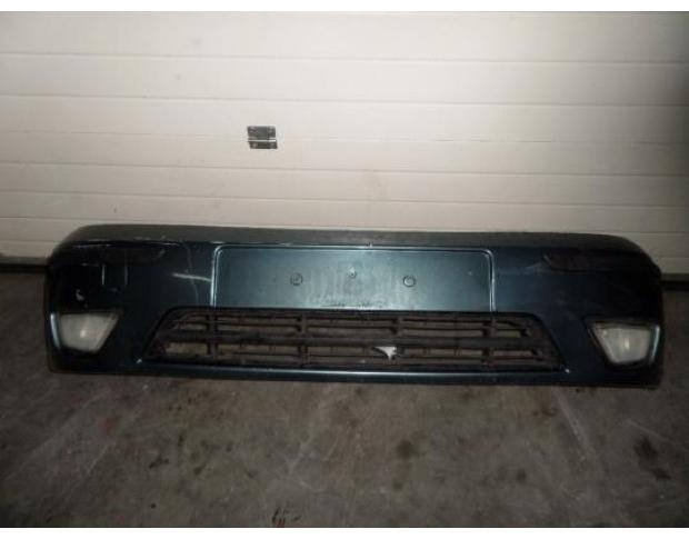 bara fata ford focus 1 an 2002