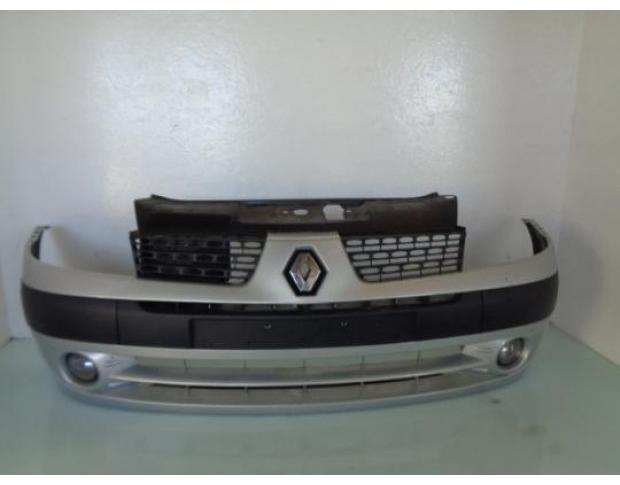 bara fata renault clio