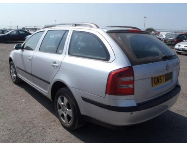 bara spate de skoda octavia 2 combi 1.9tdi bxe