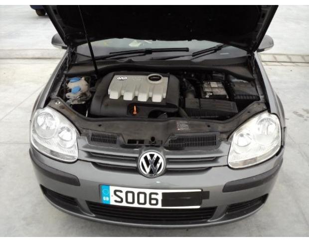 hayon spate vw golf 5