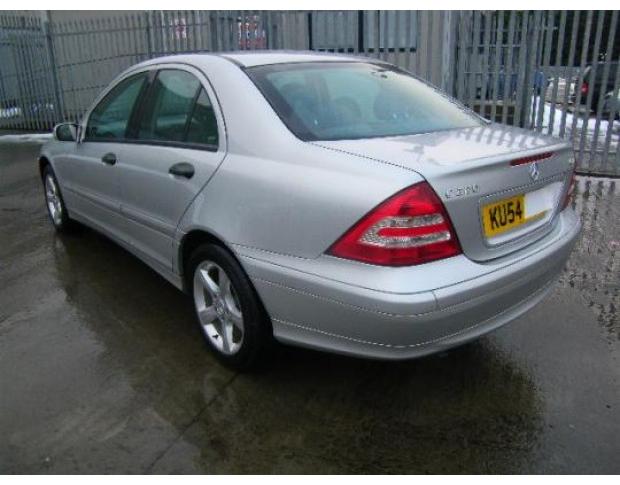 biela mercedes clasa c (w203) 2000/05-2007/02