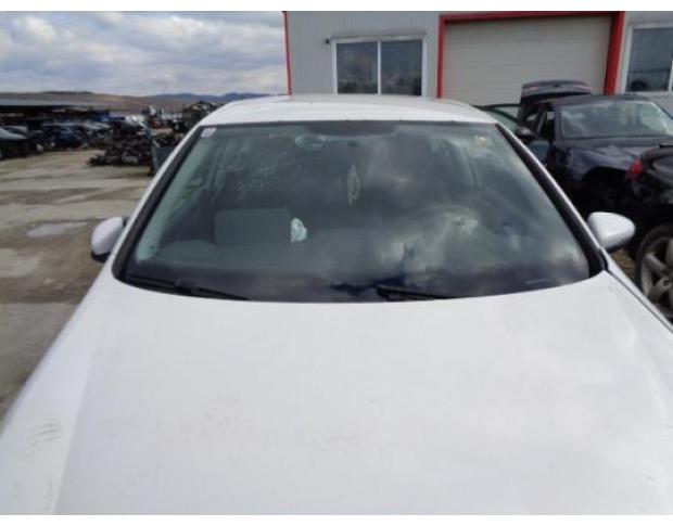 biela vw golf 6 1.6tdi cay