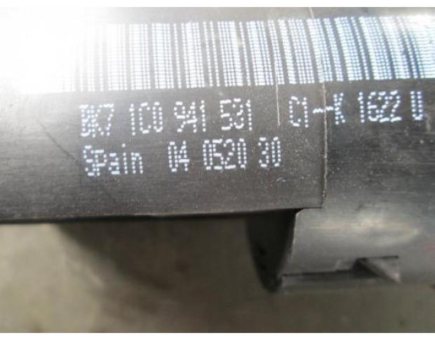 bloc lumini vw polo 9n 1.2 12v cod 1c0941531