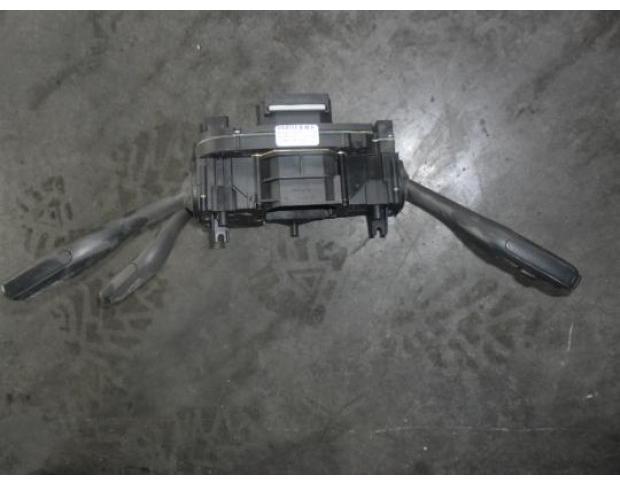 bloc semnalizare audi a4   2000-2004