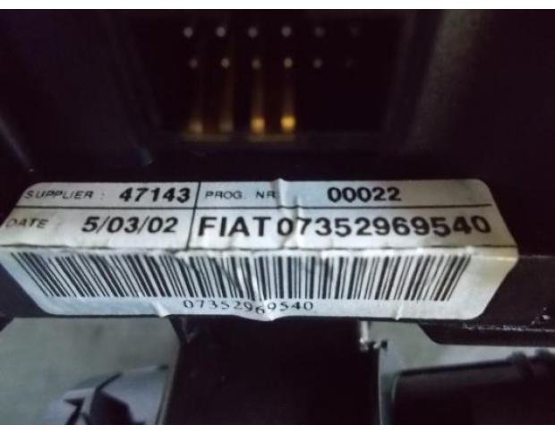 bloc semnalizare fiat stilo 1.2 16v 4714300022