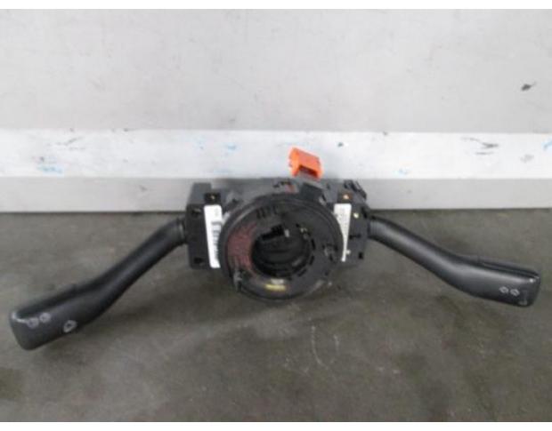 bloc semnalizare seat leon 1.4 16v bca 8l0953513g