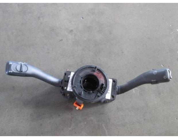 bloc semnalizare skoda superb an 2004-2008 3u0953513b