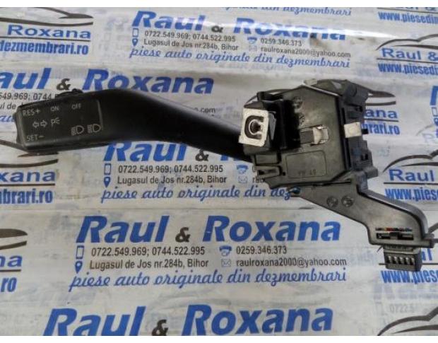 bloc semnalizare vw golf 5 1.6fsi 1k0953513a