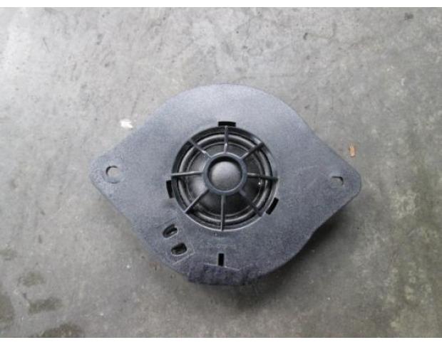 boxa audi a4 2.0tdi cmfa 8t0035397