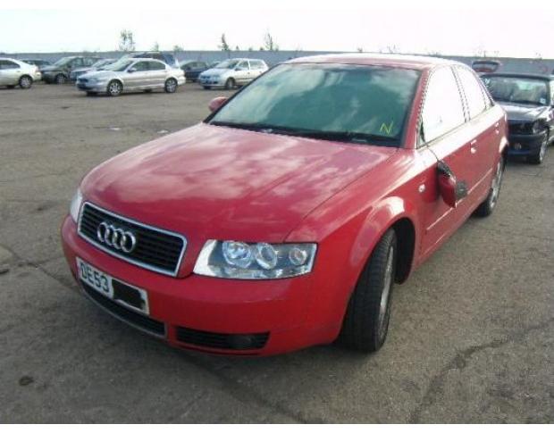 aripa stanga fata audi a4   2000-2004