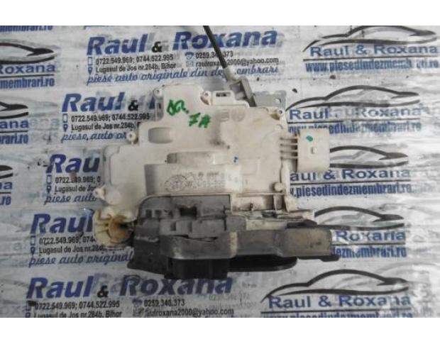 broasca dreapta fata audi a4 2.0tdi cag 8j2837016a