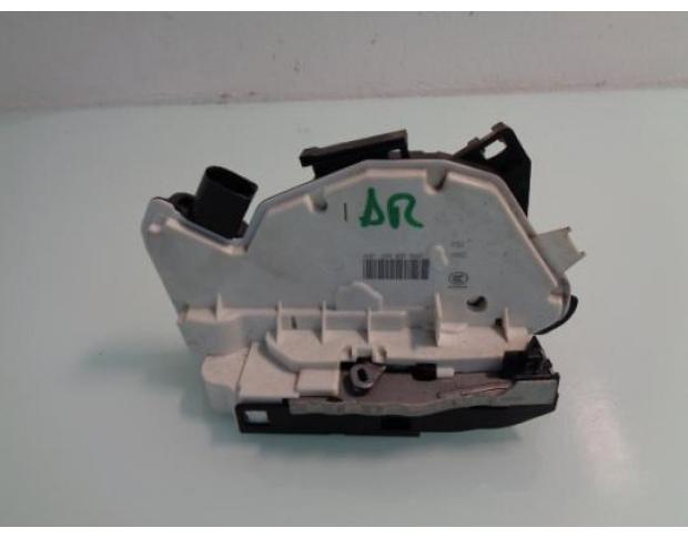 broasca dreapta spate skoda fabia 2 1.2tdi 1s4839016c