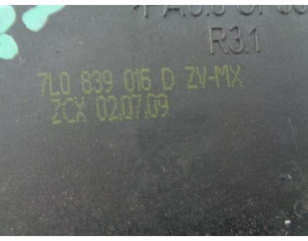 broasca dreapta spate vw jetta 1.6tdi cay 7l0839016d