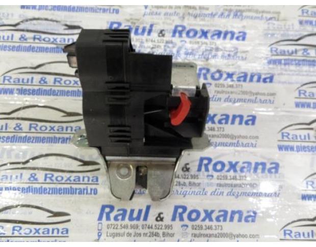 broasca hayon mercedes c class (w203) 2.2cdi