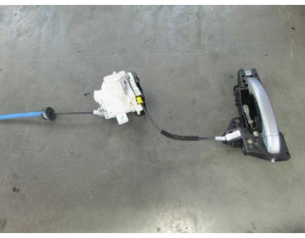 broasca usa dreapta fata audi a4 2.0tdi cag cod 8j2837015a