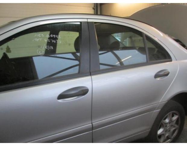 broasca usa fata mercedes c 220