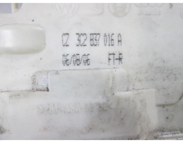 broasca usa fata vw passat 2.0tdi bmr 3c2837016a