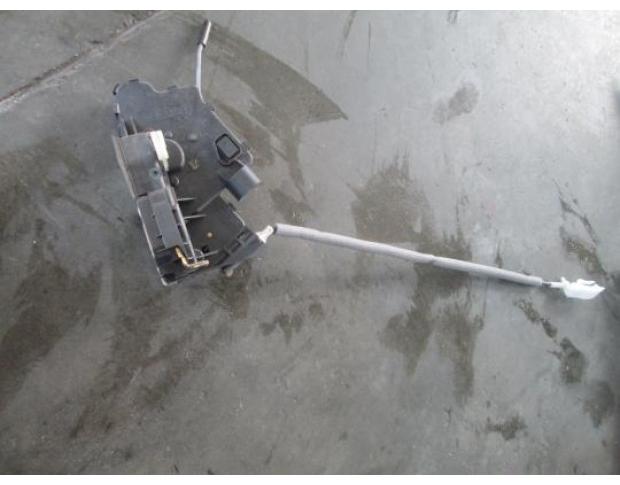 broasca usa spate bmw 320 2.0d e46