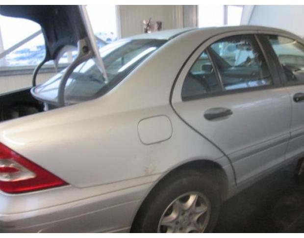broasca usa spate mercedes c 220