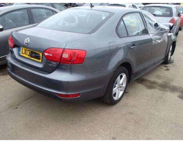 broasca usa spate volkswagen jetta (162)  2011/05 -