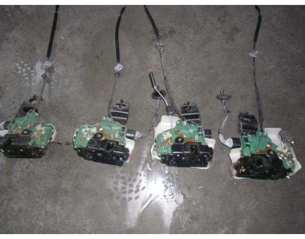 broasca usa spate volkswagen passat (3b3) 2000/11-2005/03