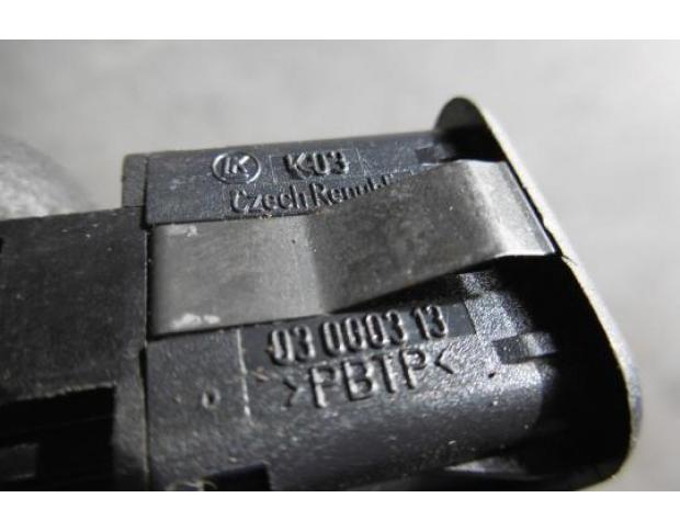 buton deschidere clapeta vw passat 1.9tdi 03000313