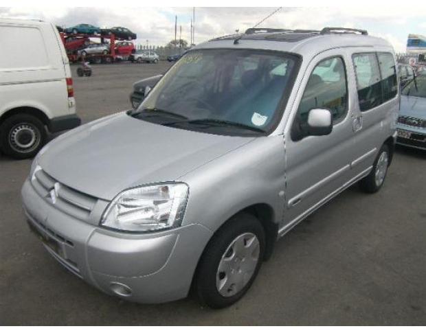 aripa dreapta fata citroen berlingo 1900d. wjy