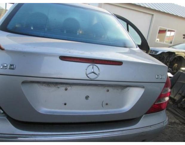 capota spate mercedes e 320 cdi an 2008