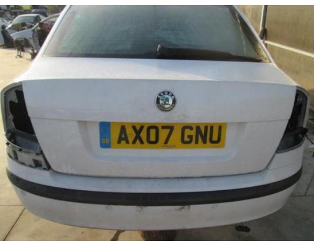 capota spate skoda octavia 2 2.0tdi bkd