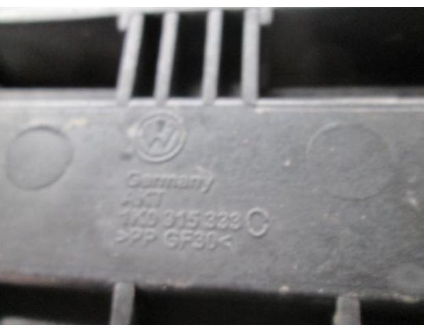 carcasa baterie skoda octavia 2 2.0tdi bkd 1k0315333c