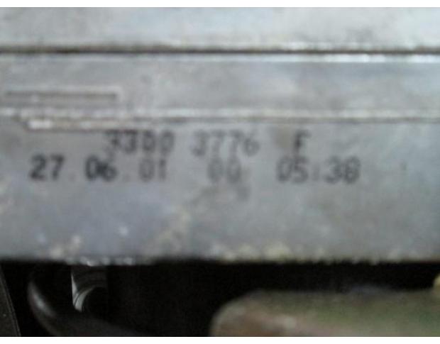 centura dreapta spate 33003776f vw passat 1.9tdi avb
