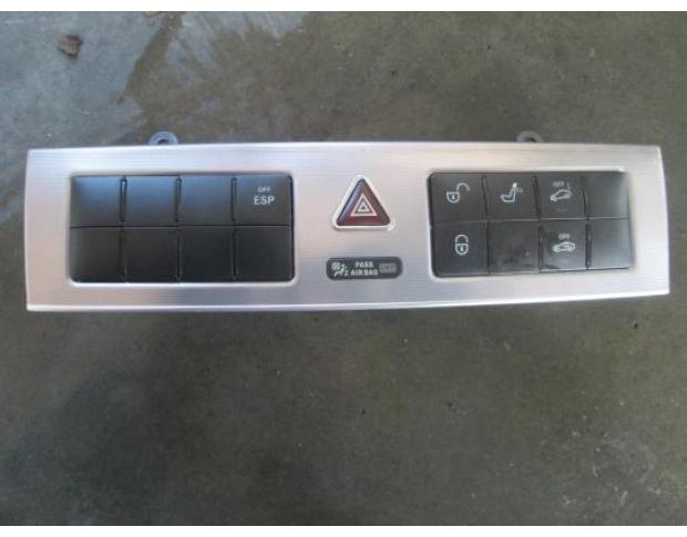 comanda bord mercedes c 220 w203 cod 2038701710