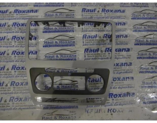 consola bord skoda octavia 2 1.4tsi cax 1z0858069aa