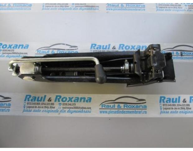 cric skoda octavia 2 2.0tdi bkd 1k0011031k