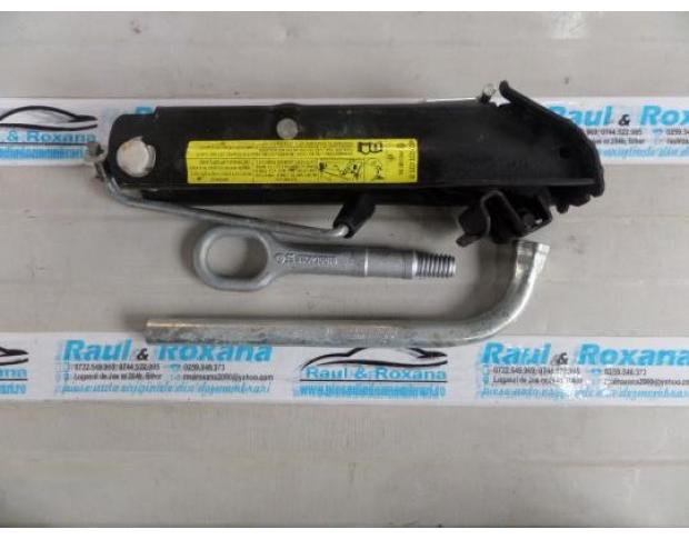 cric vw passat b7 2.0fsi 3c0011031b