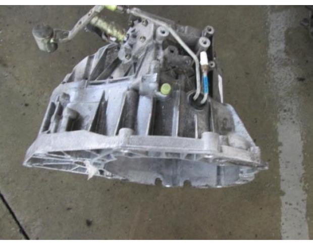 cutie de viteza manuala land rover freelander 2.0d