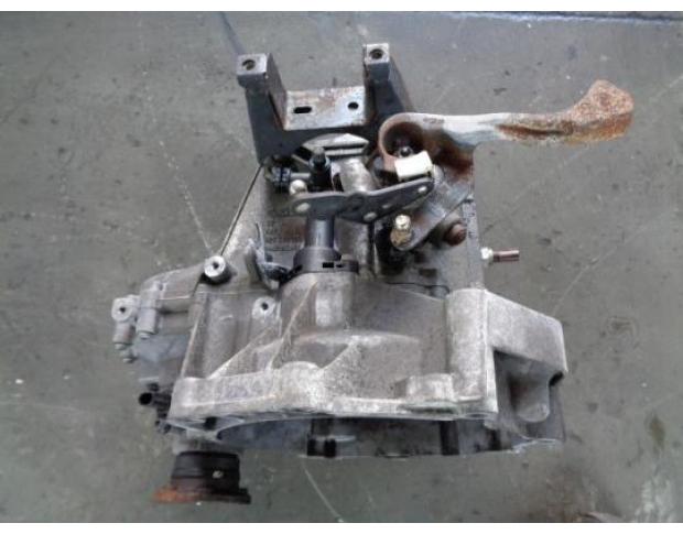 cutie viteza 5 trepte vw polo 9n 1.4b gdl