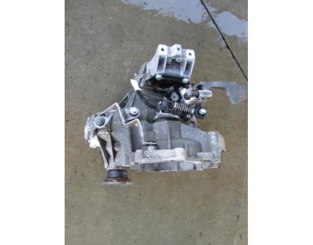 cutie viteza vw golf 5 1.6fsi blf