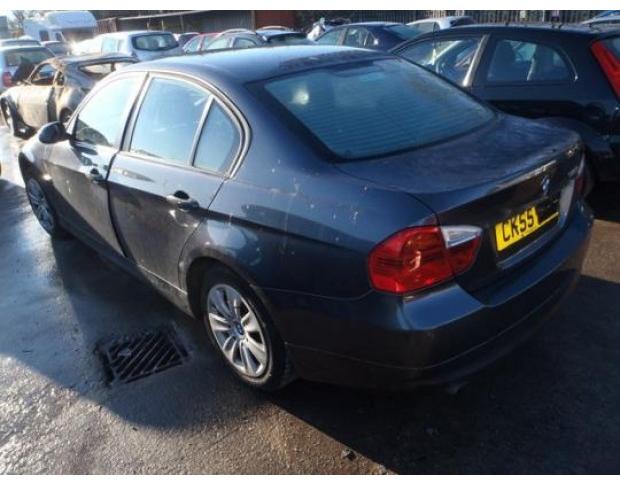 dezmembrez bmw 318i  an 2006